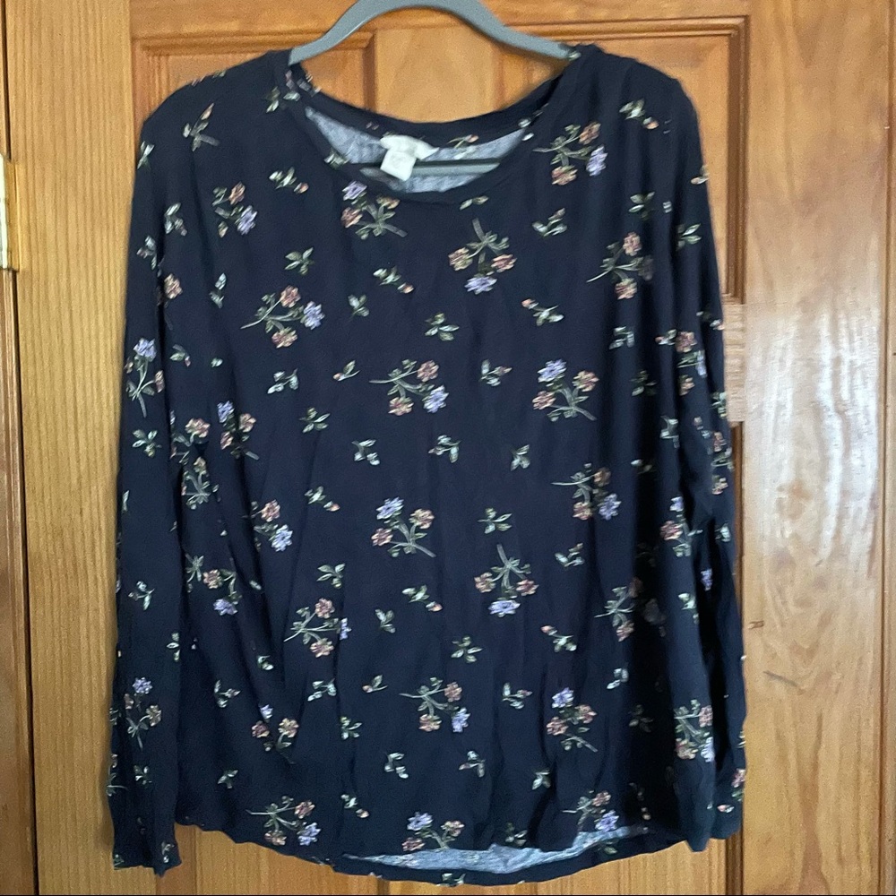 H&M Floral long sleeve tee